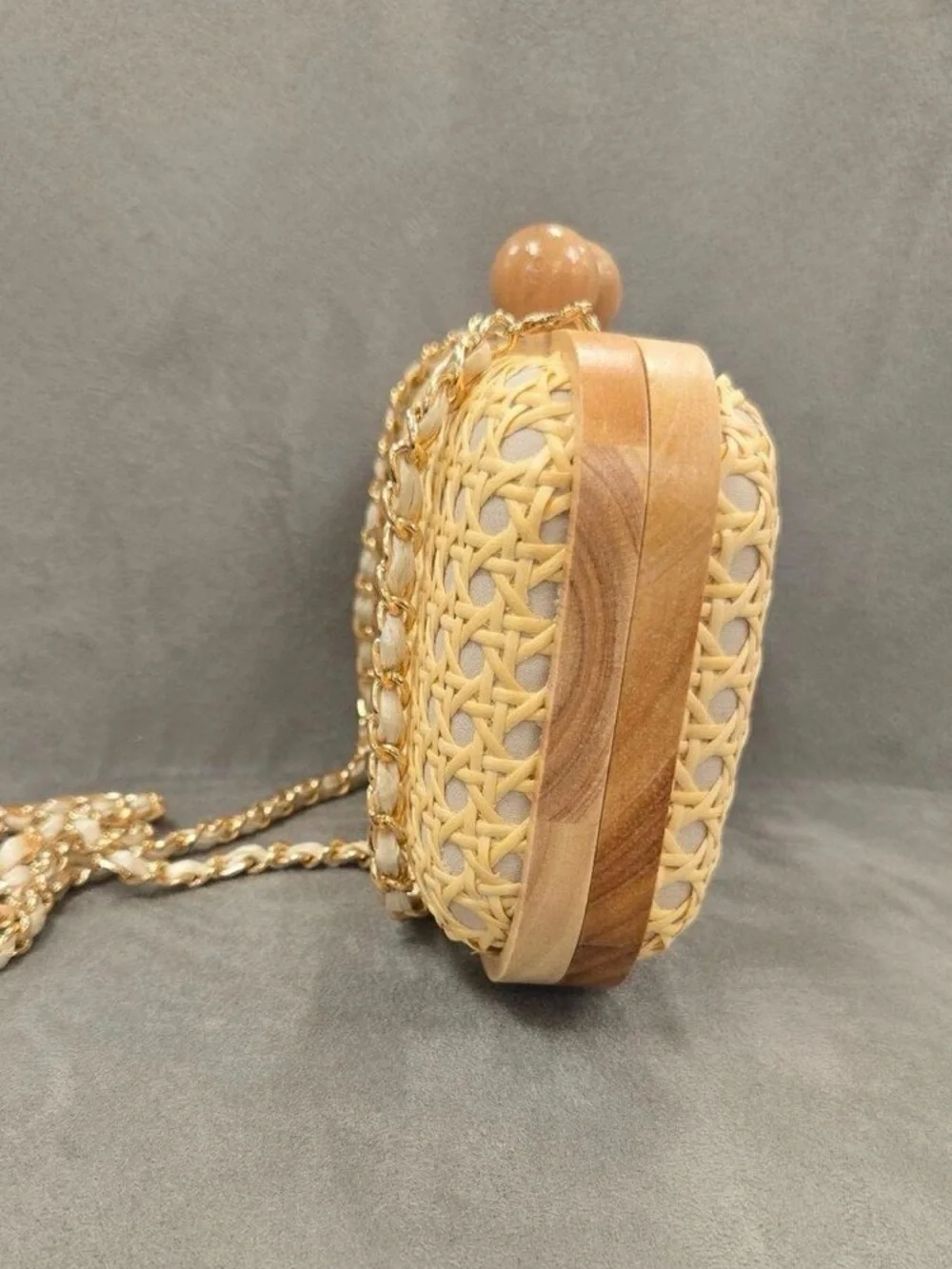 Woven Rattan Beige Crossbody Clutch with Chain Strap